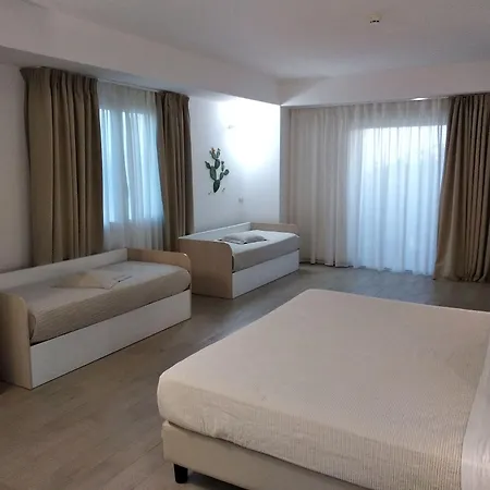 Est 酒店 圣凯撒利亚温泉