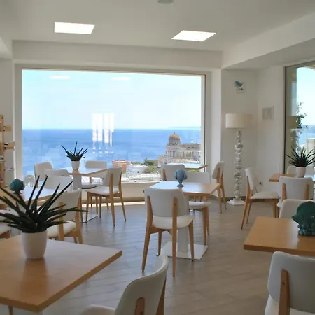 Hotel Est Santa Cesarea Terme