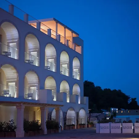 Est Santa Cesarea Terme