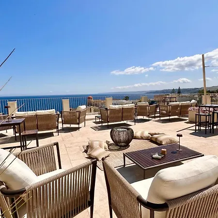 Est Santa Cesarea Terme