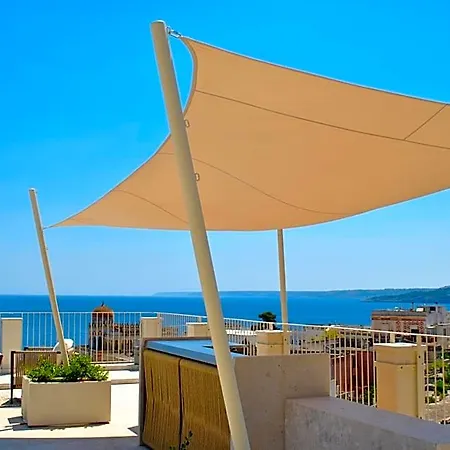 Hotel Est 4*