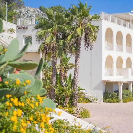 Hotel Est Santa Cesarea Terme