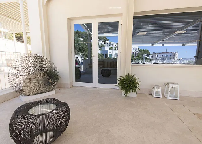 Hotell Est Santa Cesarea Terme